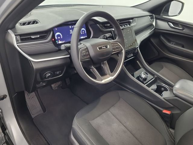 2024 Jeep Grand Cherokee Laredo X