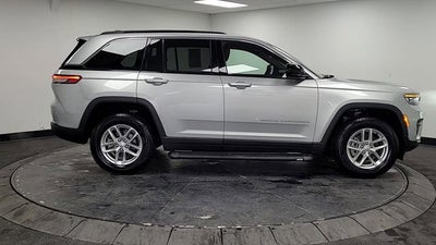 2024 Jeep Grand Cherokee Laredo X