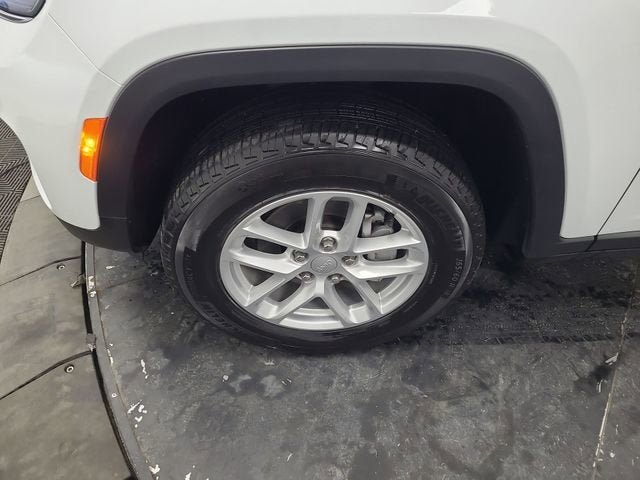 2024 Jeep Grand Cherokee Laredo X