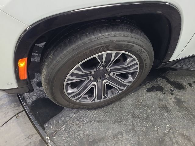 2023 Jeep Wagoneer L Series II