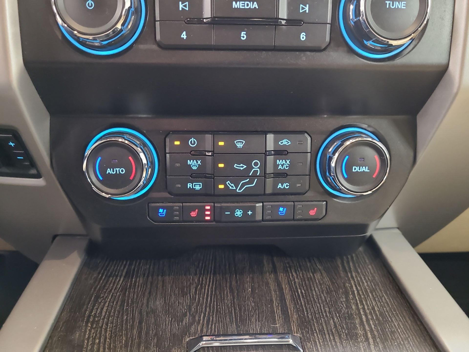 2021 Ford Super Duty F-350 SRW XL