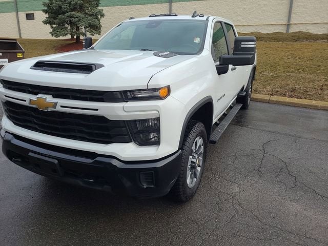 2024 Chevrolet Silverado 2500 HD Custom