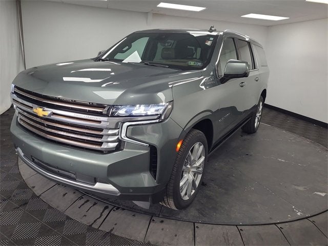 2023 Chevrolet Suburban High Country