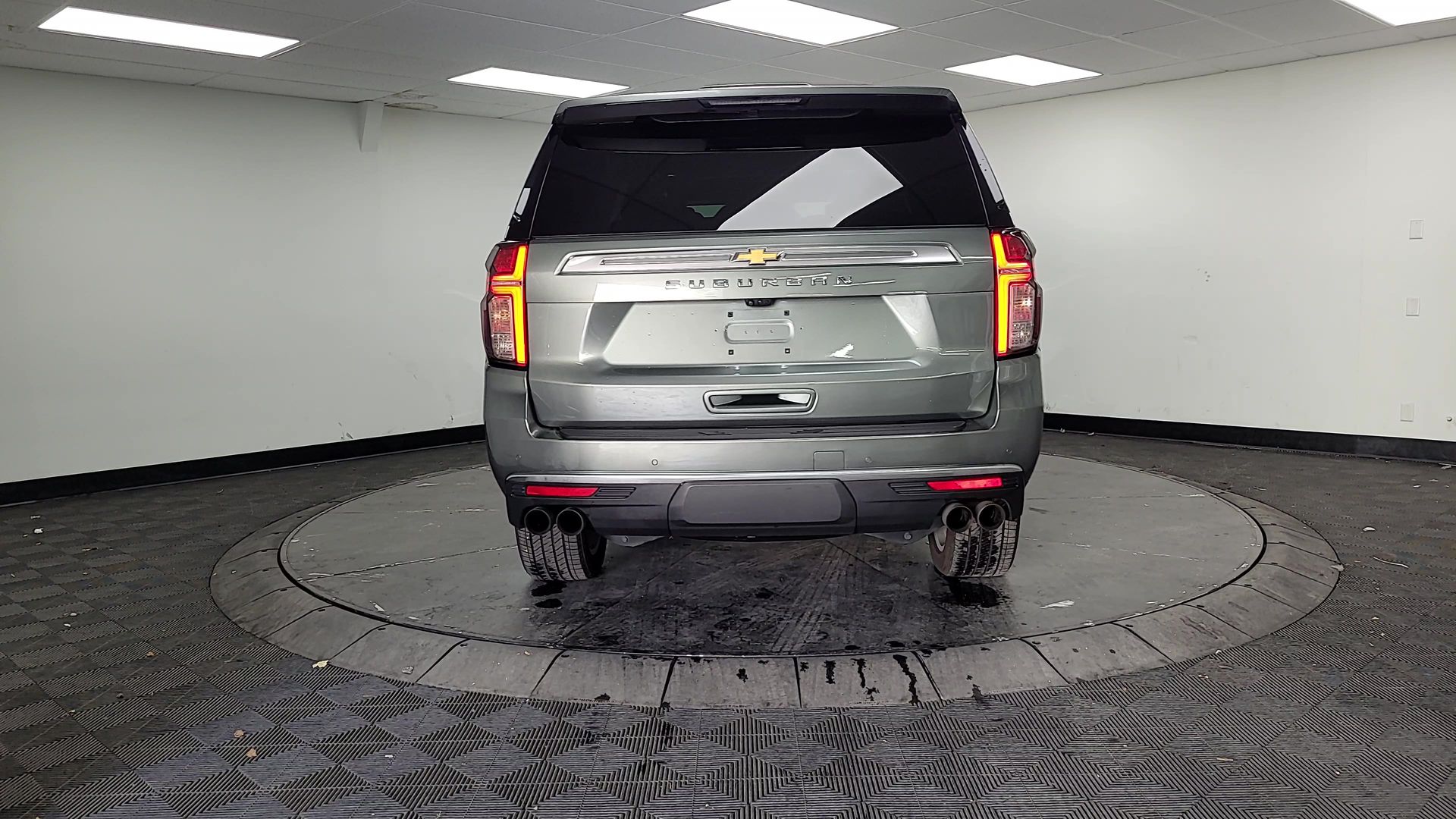 2023 Chevrolet Suburban High Country