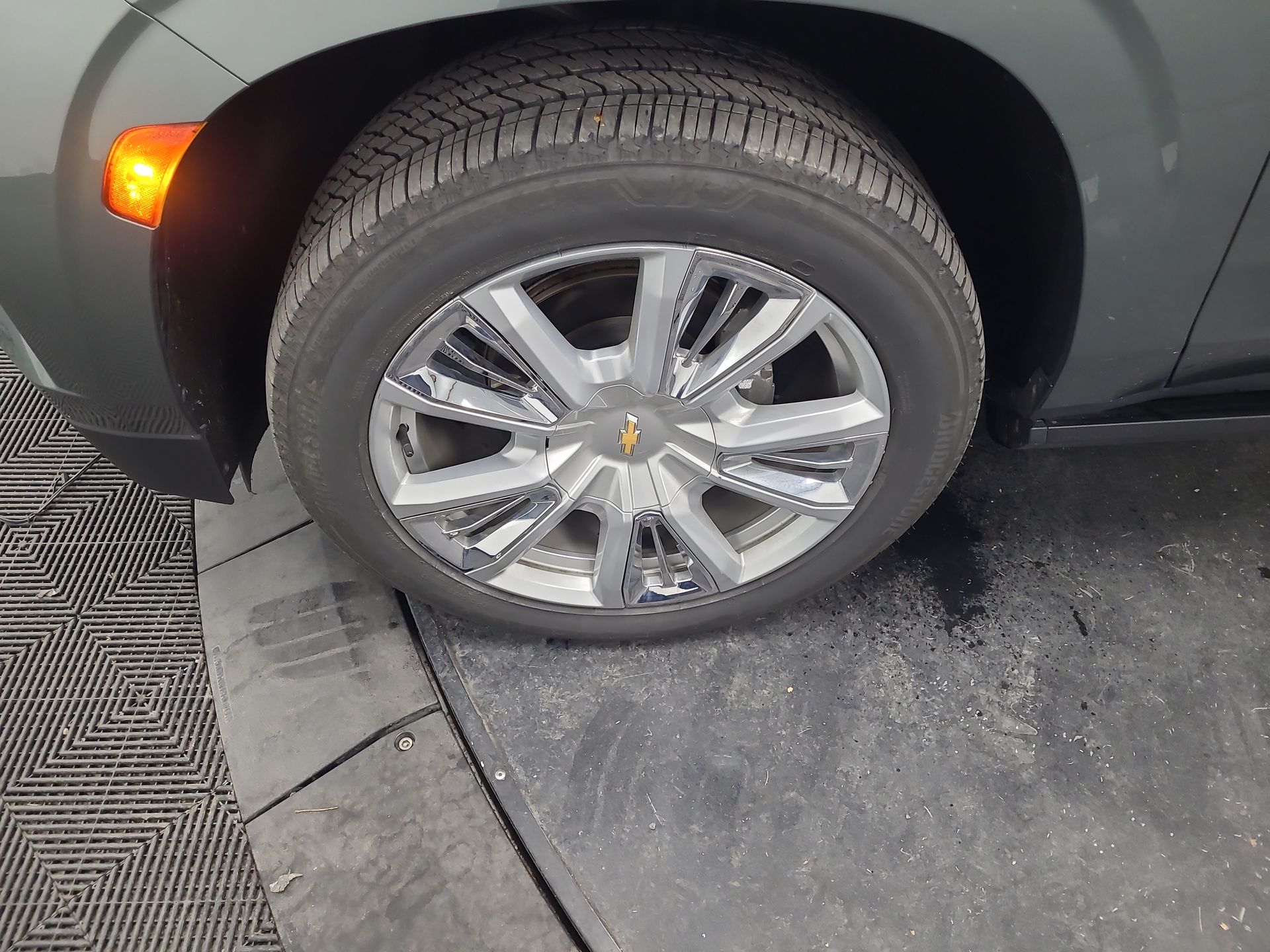 2023 Chevrolet Suburban High Country