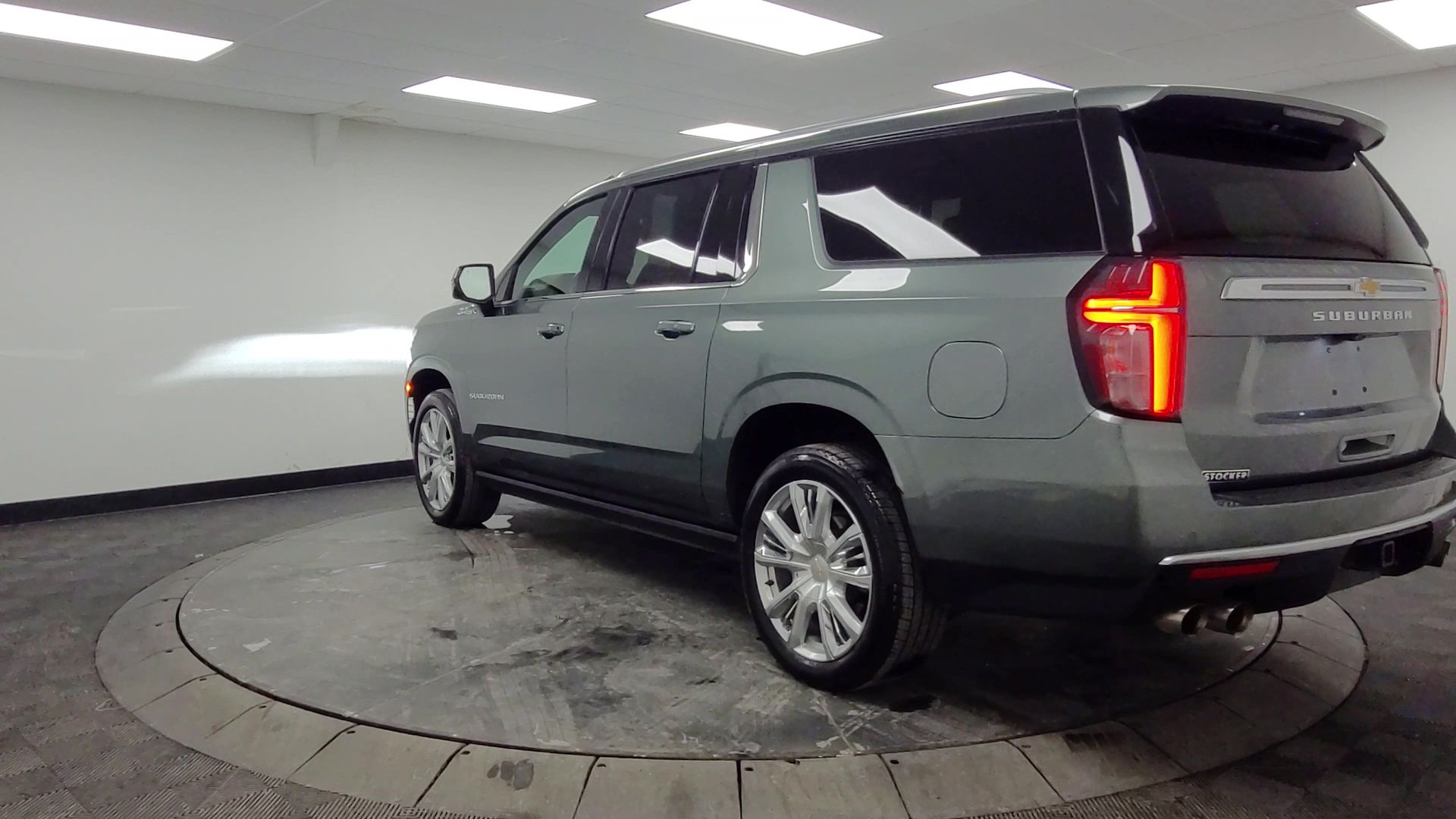 2024 Chevrolet Suburban High Country