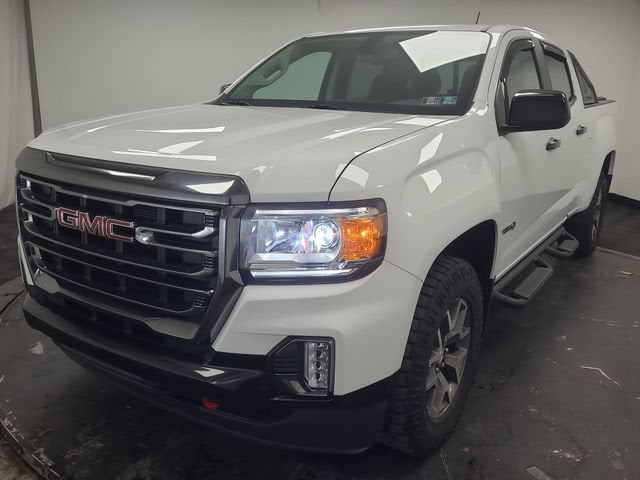 2022 GMC Canyon 4WD AT4 w/Leather