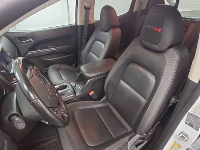 2022 GMC Canyon 4WD AT4 w/Leather