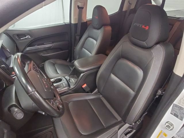 2022 GMC Canyon 4WD AT4 w/Leather