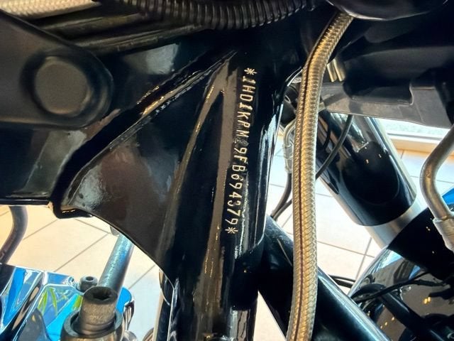 2015 HARLEY-DAVID FLHXS STREET GL Base