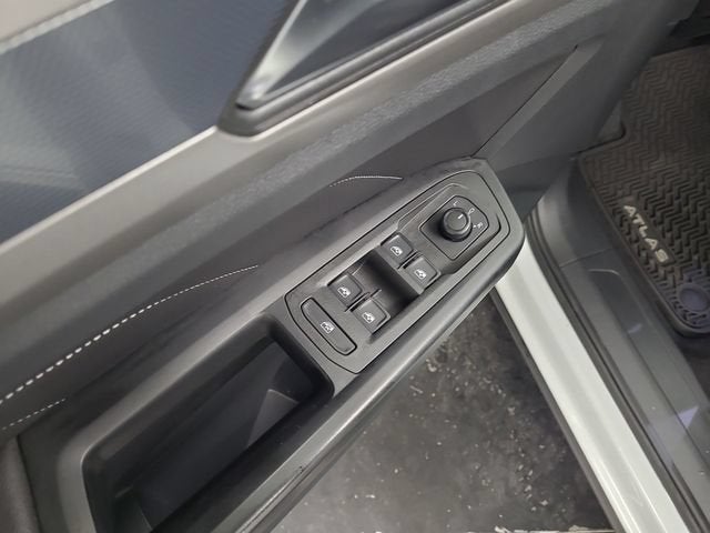 2020 Volkswagen Atlas Cross Sport 3.6L V6 SEL R-Line