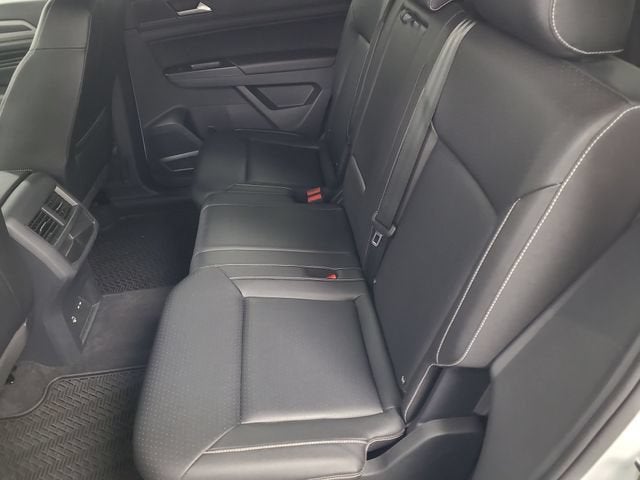 2020 Volkswagen Atlas Cross Sport 3.6L V6 SEL R-Line