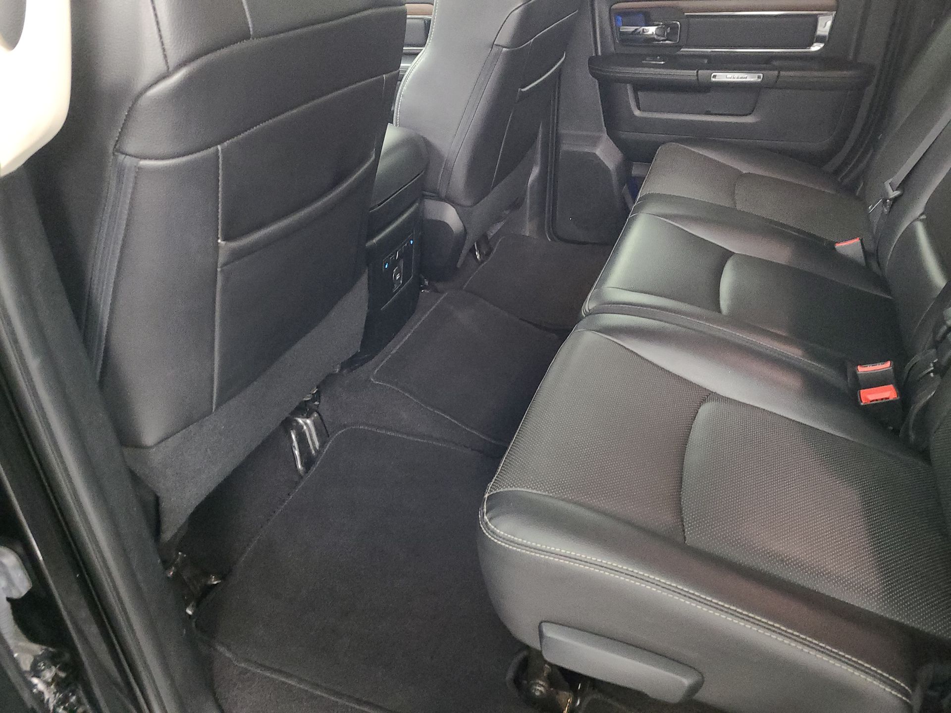 2016 RAM 3500 Laramie