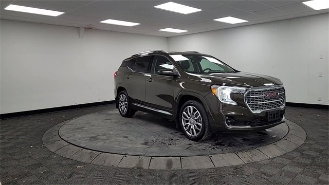 2023 GMC Terrain Denali