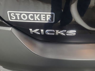 2019 Nissan Kicks S