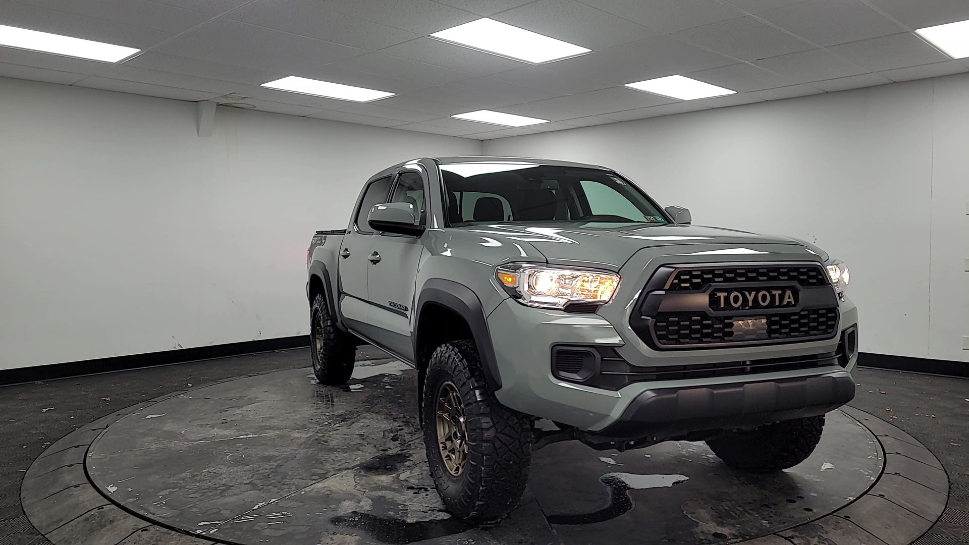 2023 Toyota Tacoma 4WD SR