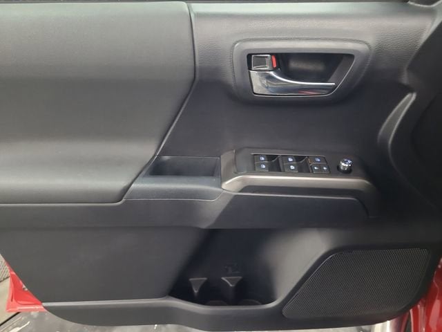 2018 Toyota Tacoma SR