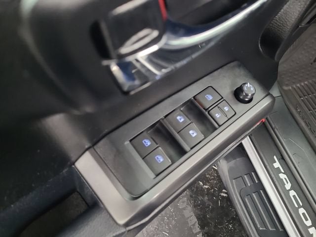 2021 Toyota Tacoma 4WD SR