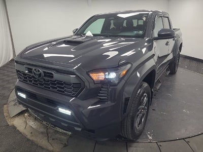 2024 Toyota Tacoma 4WD SR5
