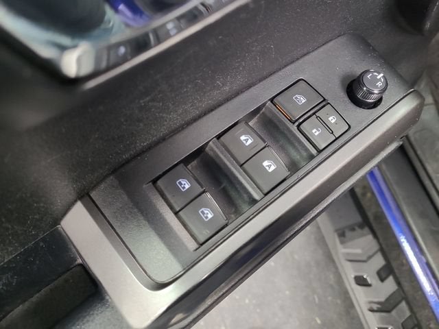 2022 Toyota Tacoma 4WD SR