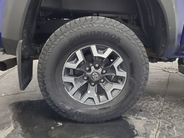 2022 Toyota Tacoma 4WD SR