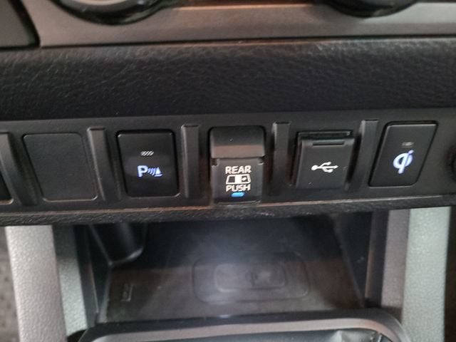 2022 Toyota Tacoma 4WD SR