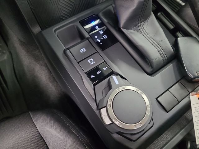 2025 Toyota Tacoma 4WD SR