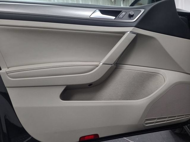 2015 Volkswagen Golf SportWagen TSI S