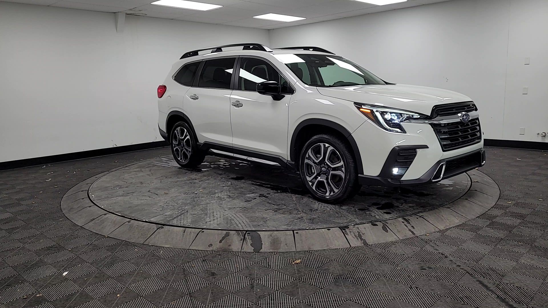 2024 Subaru Ascent Touring