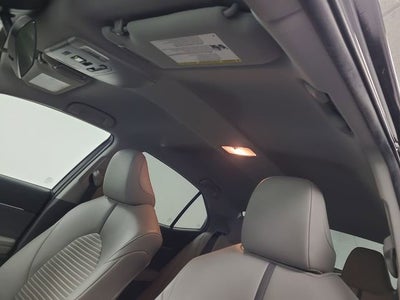 2021 Toyota Camry Hybrid SE