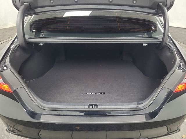 2021 Toyota Camry Hybrid SE