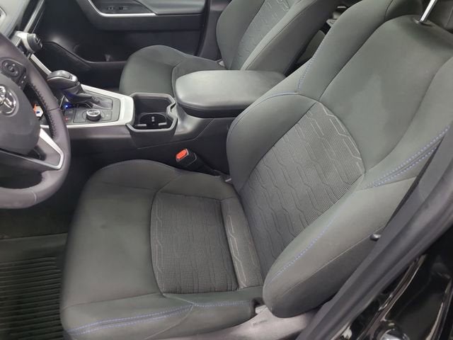 2023 Toyota RAV4 Hybrid SE