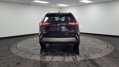 2023 Toyota RAV4 Hybrid SE