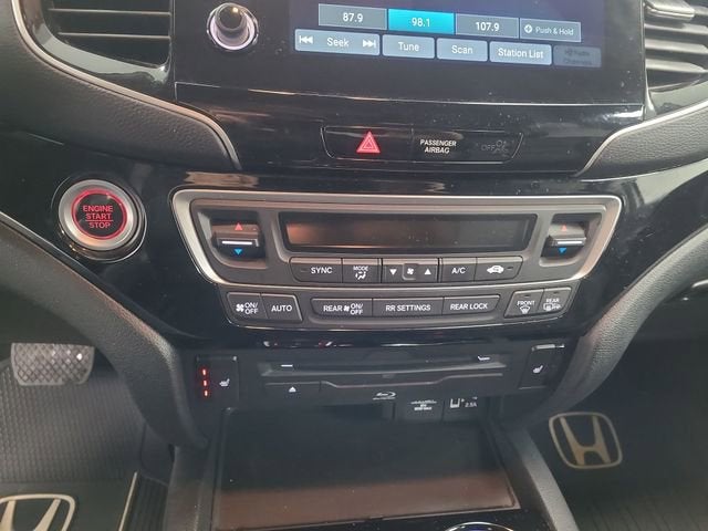 2022 Honda Pilot Touring 7-Passenger