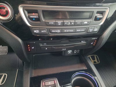 2022 Honda Pilot Touring 7-Passenger