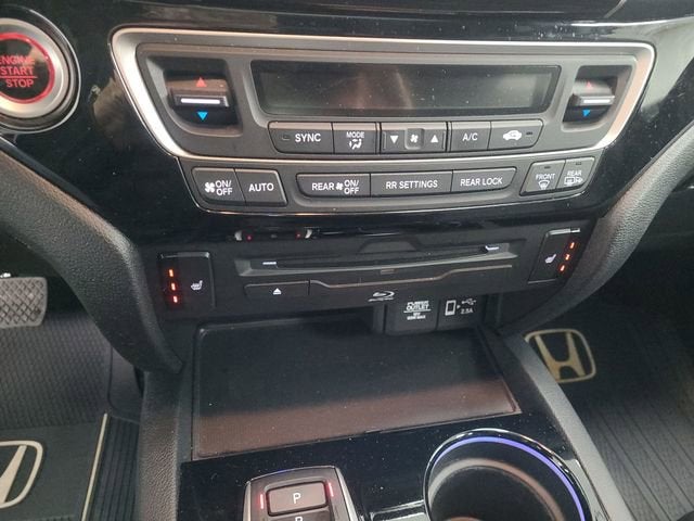 2022 Honda Pilot Touring 7-Passenger