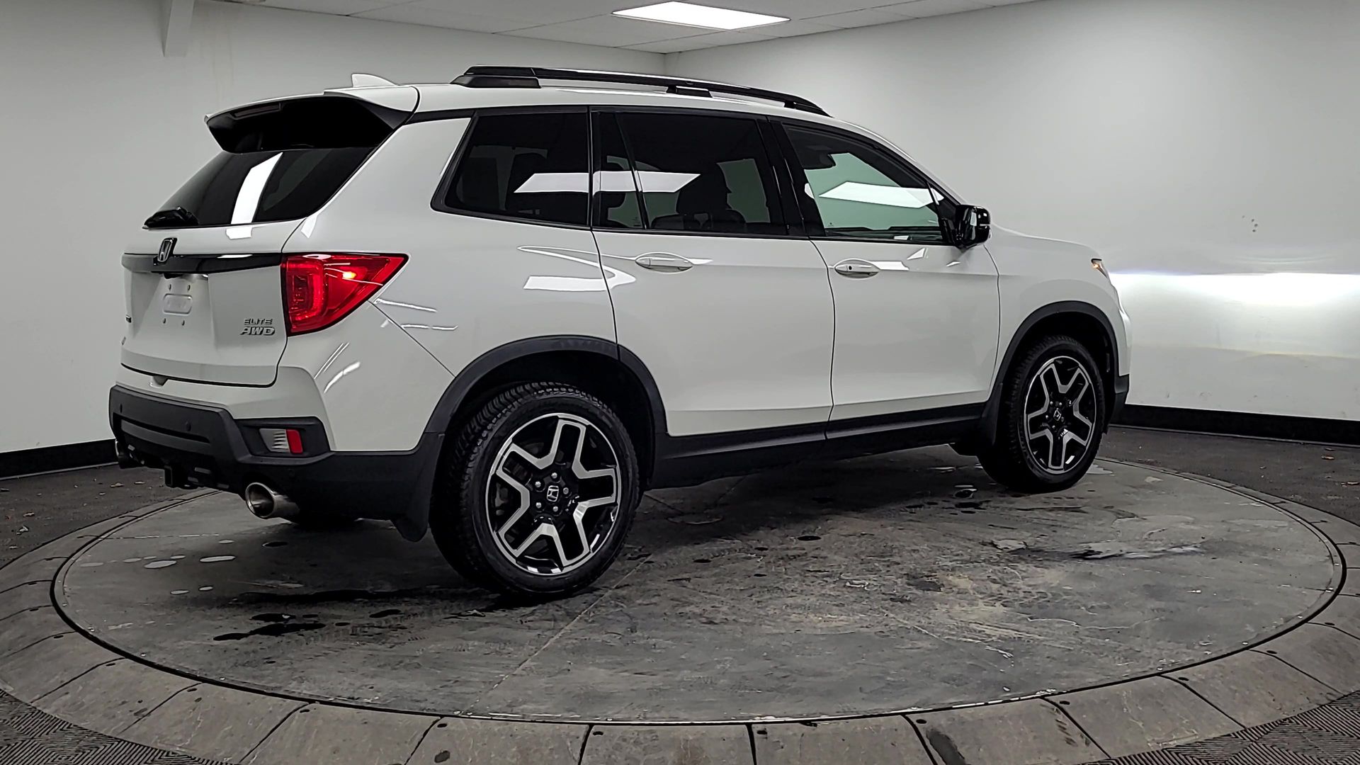 2022 Honda Passport Elite