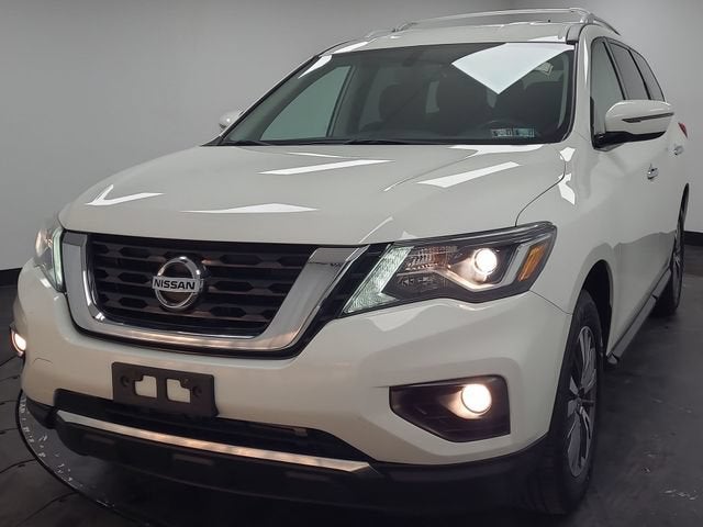 2018 Nissan Pathfinder SV