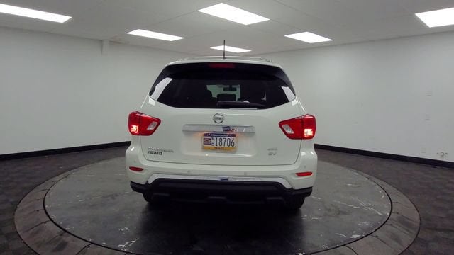 2018 Nissan Pathfinder SV
