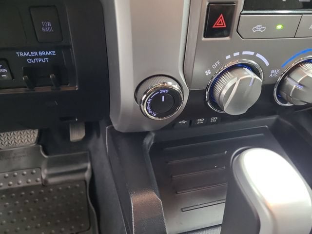 2020 Toyota Tundra 4WD SR5
