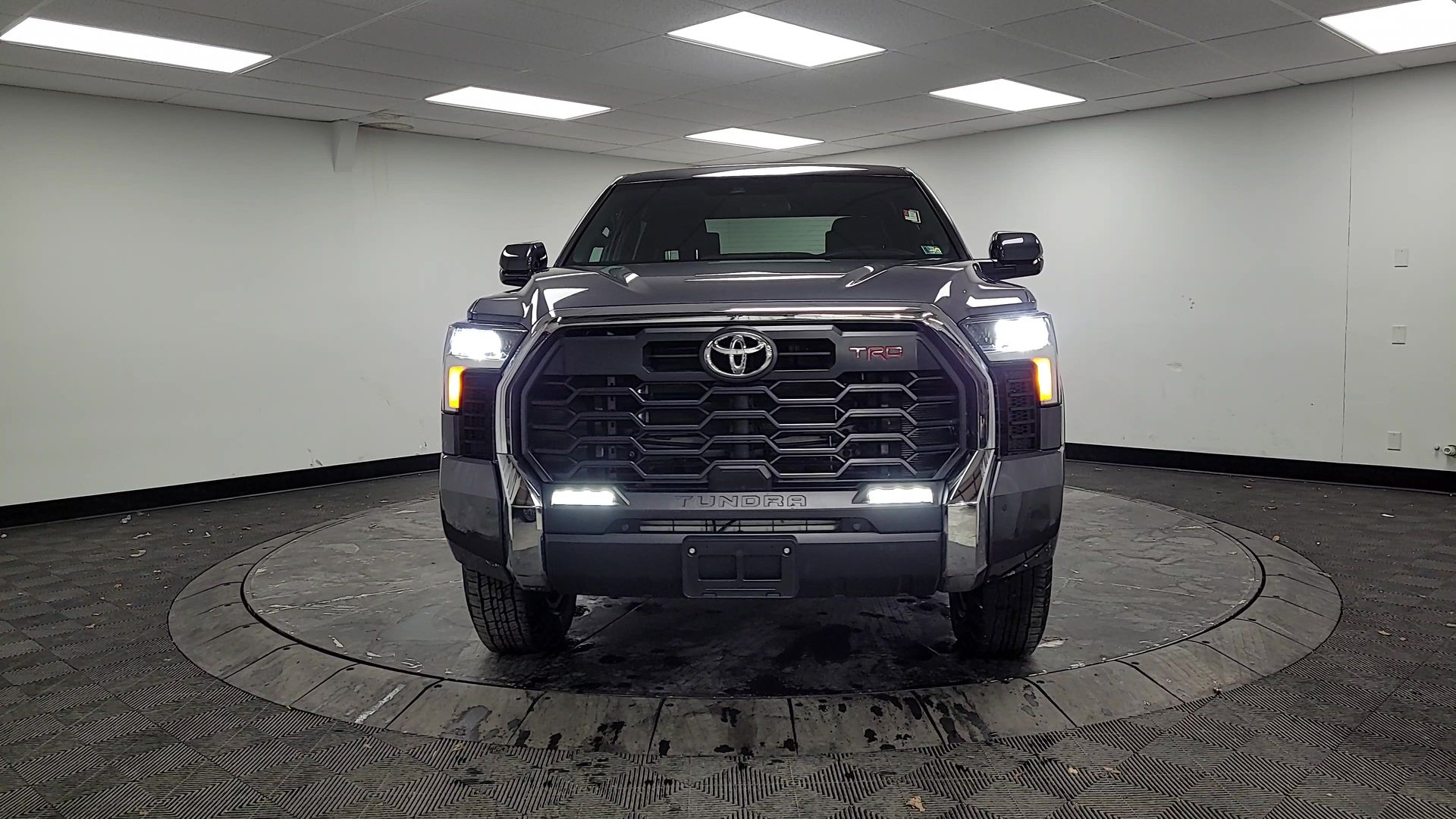 2025 Toyota Tundra 4WD SR