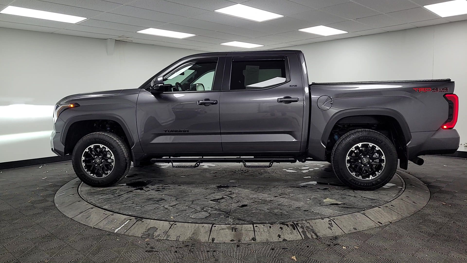 2025 Toyota Tundra 4WD SR