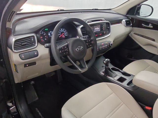 2017 Kia Sorento LX