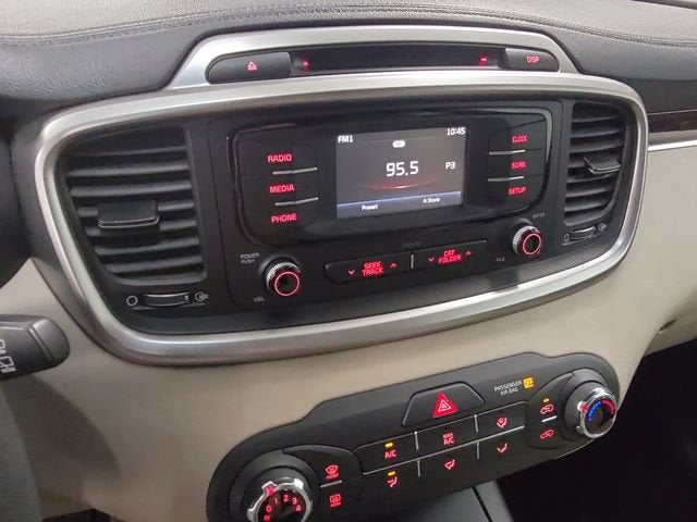 2017 Kia Sorento LX