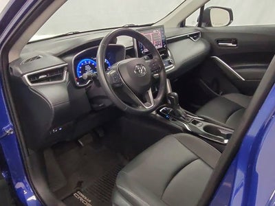 2022 Toyota Corolla Cross XLE