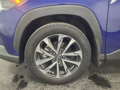 2022 Toyota Corolla Cross XLE