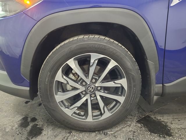 2022 Toyota Corolla Cross XLE