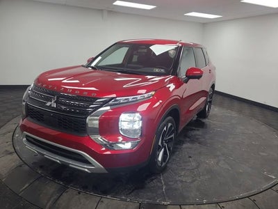 2024 Mitsubishi Outlander SE
