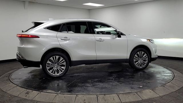 2023 Toyota Venza LE