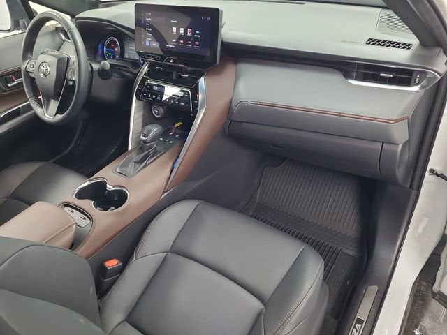 2023 Toyota Venza LE